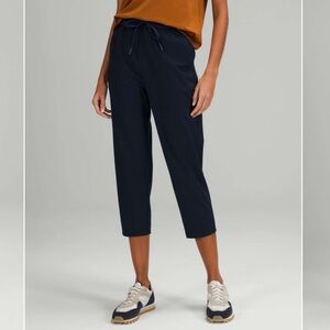 Lululemon stretch high rise crop pant